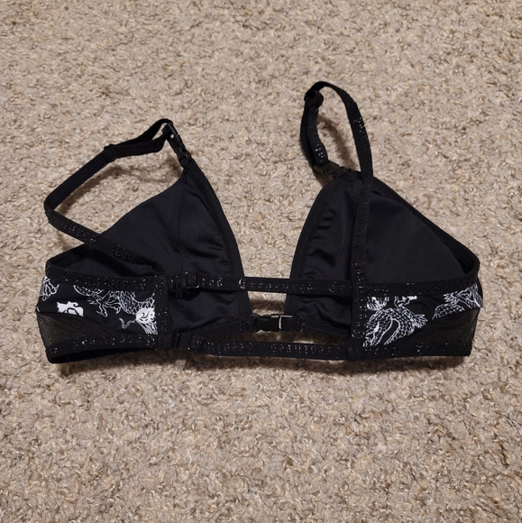 Cxix creatures buckle up sports bra black white dragons small - Picture 5 of 8